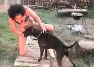 Mutt licking out a girl